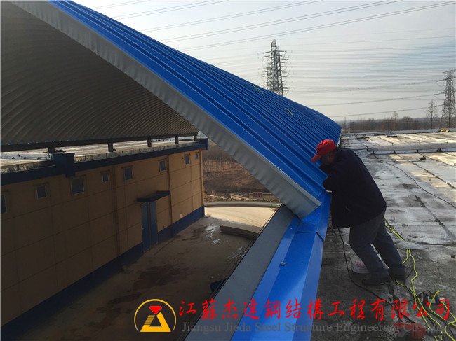 什么是拱形屋頂？拱形屋頂用板材、機(jī)械咬口鎖邊